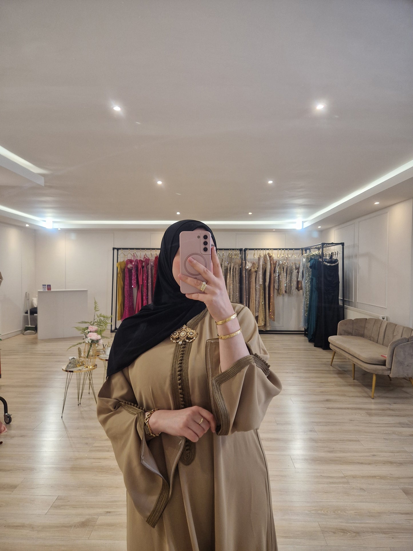 Amaraa-Zahra Gold-Green