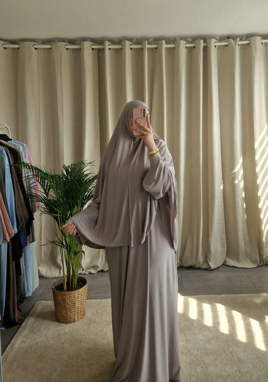 Amaraa Inaya Ghimaar Grey